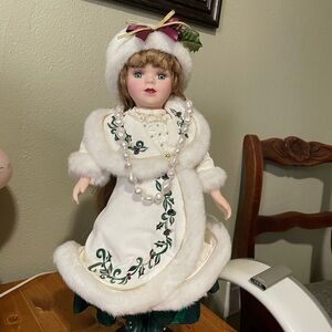 Vintage Brass Key Victorian Collection Melissa Jane Porcelain Doll